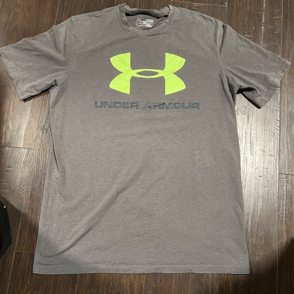 Under Armour Men's Charcoal Tee with Lime Logo
